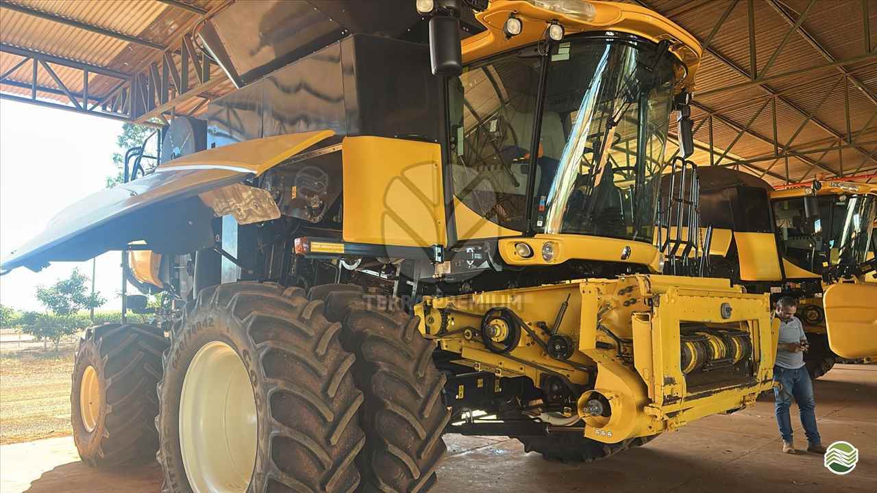 COLHEITADEIRA NEW HOLLAND CR 8.90 Terra Premium RONDONOPOLIS MATO GROSSO MT